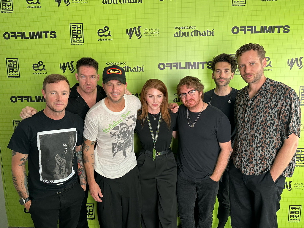 Kristen backstage with the band at Offlimits, Abu Dhabi